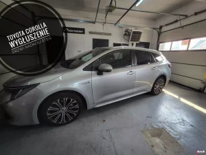 Read more about the article Toyota Corolla – wygłuszenie drzwi i nadkoli oraz głośniki STEG