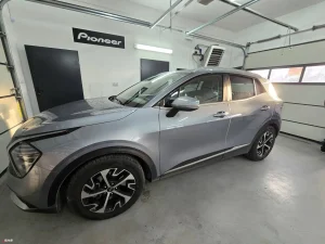 Read more about the article Kia Sportage – wygłuszenie podłogi i montaż FineVu GX4K